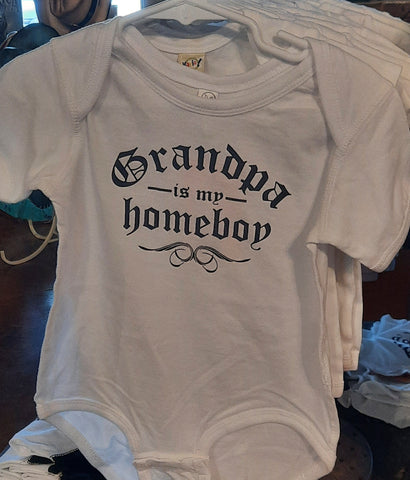 Funny Grandpa shirt for babies in gift shop
